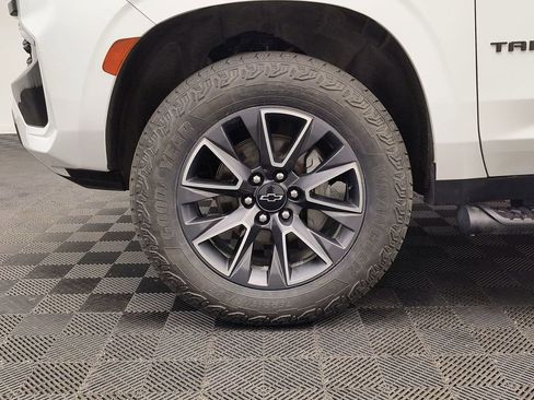 Used 2023 Chevrolet Tahoe Z71 w/ Luxury Package image 11