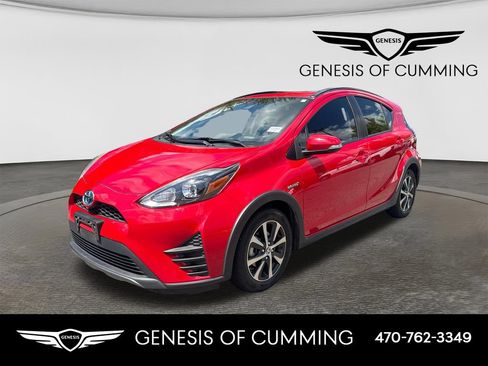 Used 2019 Toyota Prius C FWD image 3