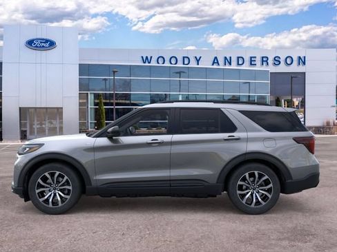 New 2026 Ford Explorer ST-Line RWD image 3