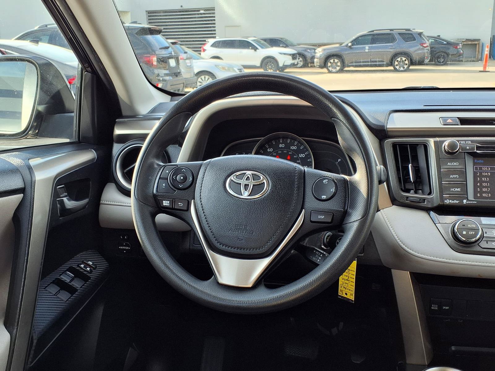 Used 2015 Toyota RAV4 XLE FWD image 14