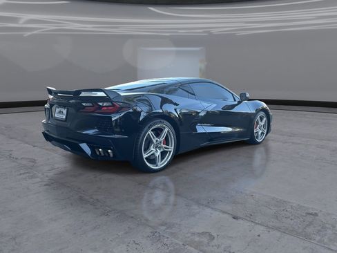 Used 2020 Chevrolet Corvette Stingray Coupe w/ Z51 Performance Package RWD image 4