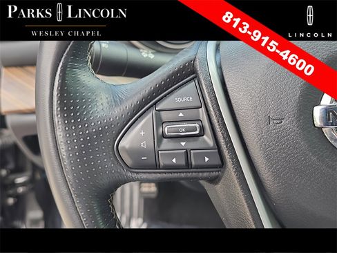 Used 2017 Nissan Maxima Platinum image 29