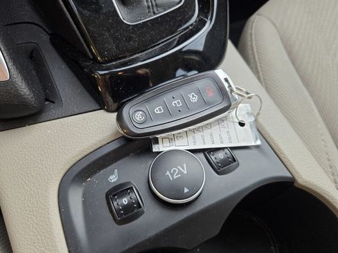 Used 2012 Ford Focus Electric Hatchback FWD image 20