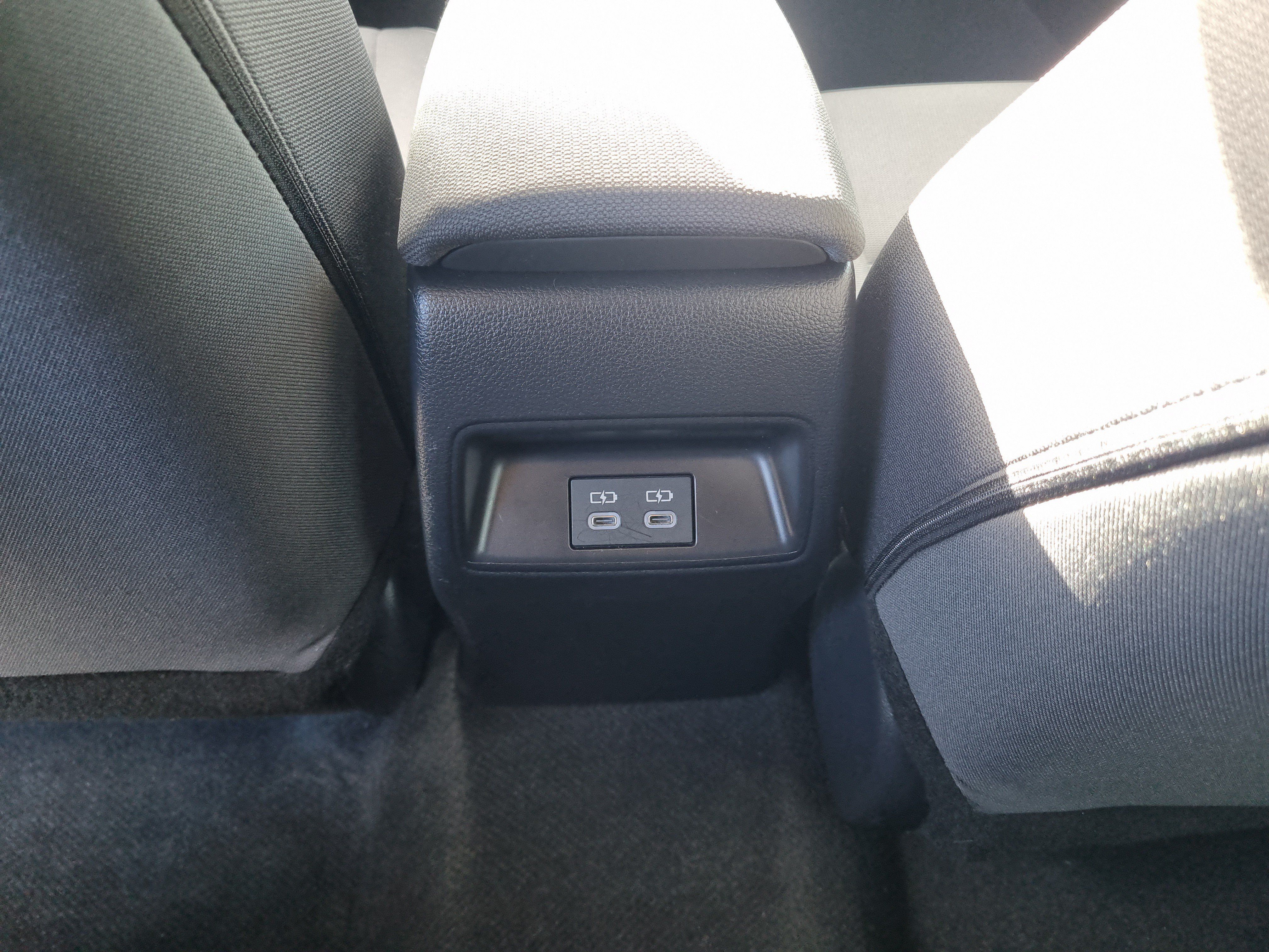 Used 2025 Toyota Corolla LE FWD image 20