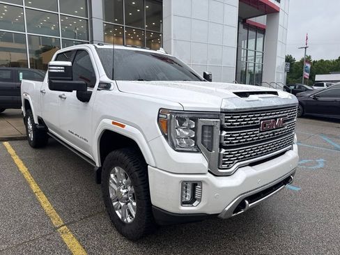 Used 2022 GMC Sierra 2500 Denali w/ Snow Plow Prep/Camper Package AWD/4WD image 3
