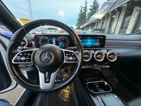 Used 2021 Mercedes-Benz A 220 4MATIC w/ Premium Package image 36