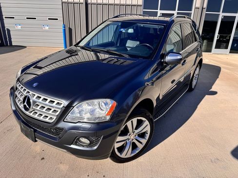 Used 2010 Mercedes-Benz ML 350 4MATIC image 9