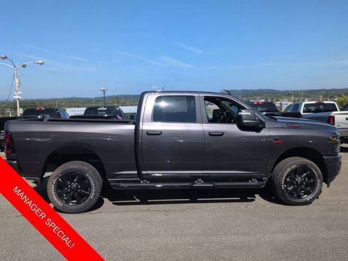 New 2026 RAM 2500 Big Horn AWD/4WD image 9