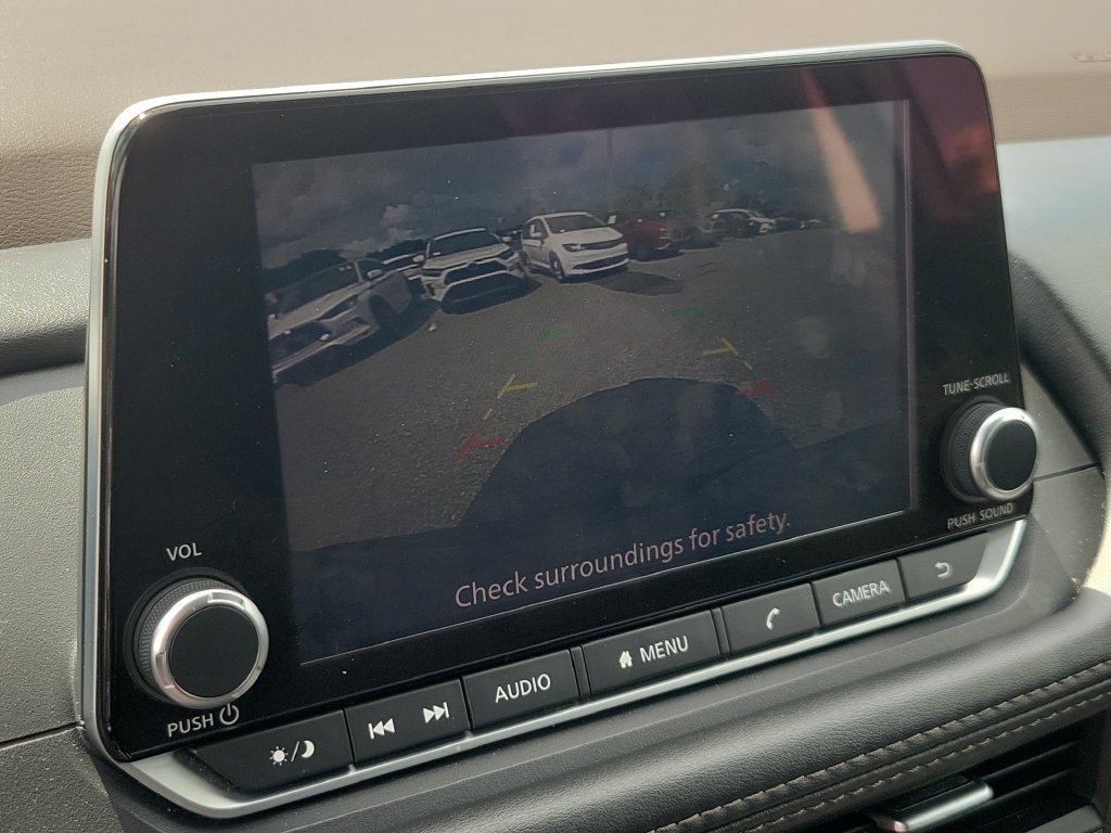 Certified 2023 Nissan Rogue SV FWD image 25