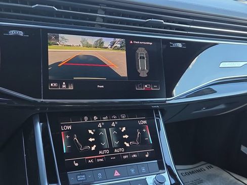Used 2020 Audi SQ7 Premium Plus w/ Driver Assistance Package AWD/4WD image 10