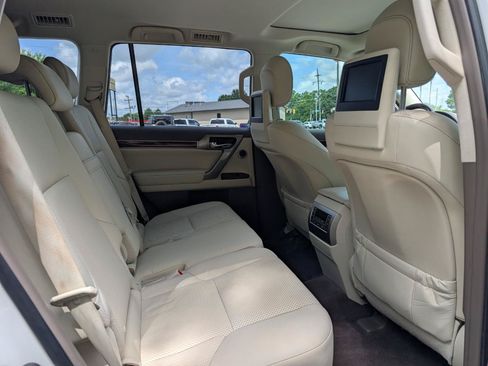 Used 2013 Lexus GX 460 Premium AWD/4WD image 22