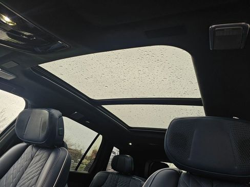 Used 2026 Cadillac Vistiq Premium Luxury image 24