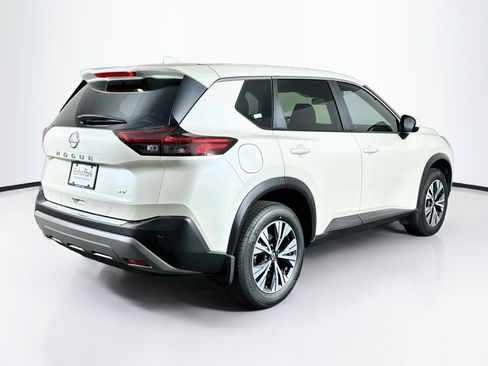 Used 2023 Nissan Rogue SV FWD image 9