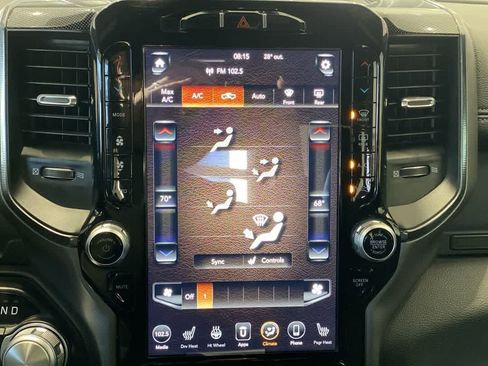 Used 2014 RAM 1500 Laramie image 20