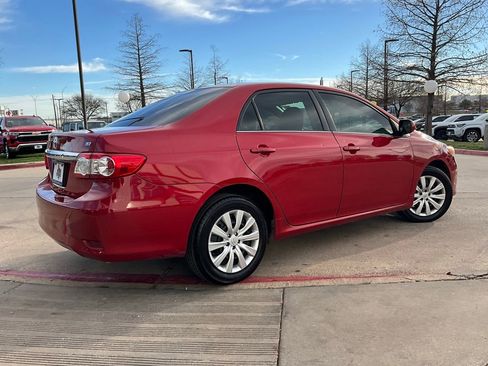 Used 2013 Toyota Corolla LE image 6