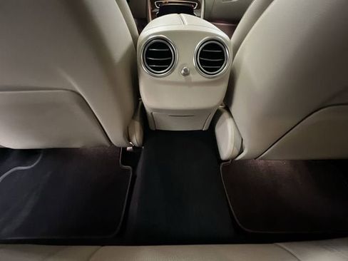 Used 2021 Mercedes-Benz E 350 Sedan image 22