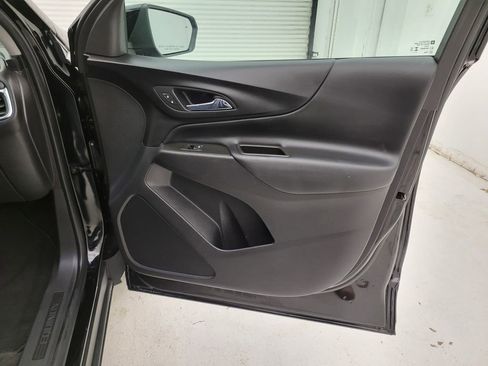 Certified 2024 Chevrolet Equinox LT image 32