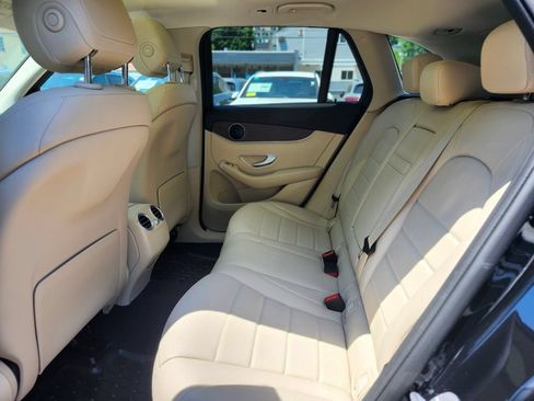 Certified 2022 Mercedes-Benz GLC 300 4MATIC image 16