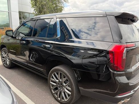 Used 2026 GMC Yukon Denali Ultimate AWD/4WD image 4