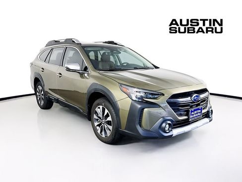 Certified 2025 Subaru Outback Touring XT AWD/4WD image 1