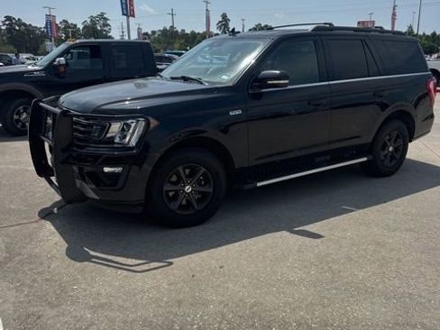 Used 2019 Ford Expedition XLT w/ Equipment Group 202A AWD/4WD image 1