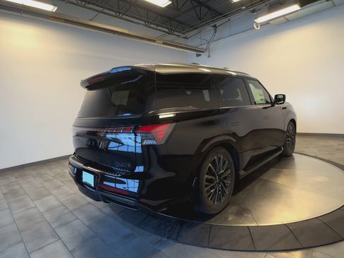 New 2026 INFINITI QX80 Autograph image 8