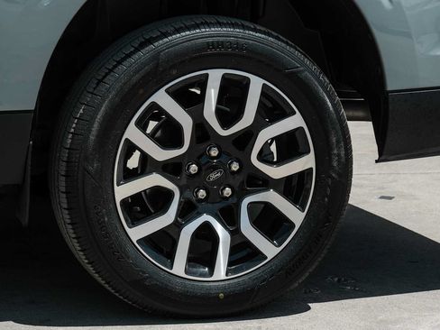 Used 2023 Ford Maverick Lariat FWD image 47