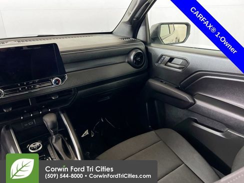 Used 2024 Chevrolet Colorado Trail Boss w/ Technology Package AWD/4WD image 24