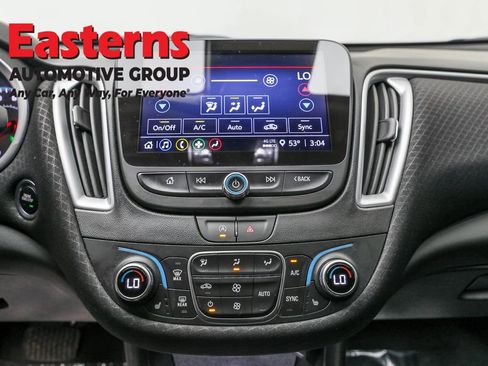 Used 2024 Chevrolet Malibu LT image 12