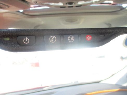 Used 2010 Chevrolet Malibu LT image 37