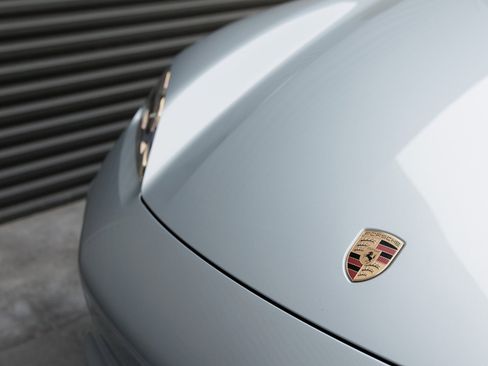 Used 2025 Porsche Macan 4S Electric image 38