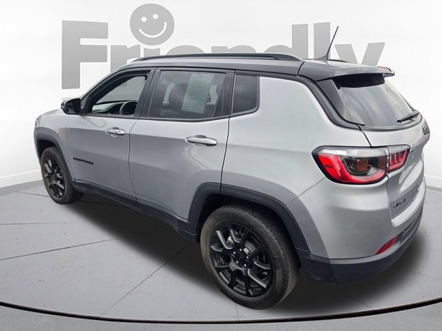 Used 2023 Jeep Compass Latitude w/ Convenience Group AWD/4WD image 7