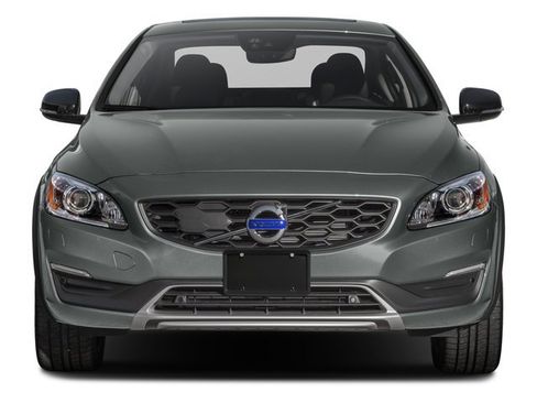 Used 2016 Volvo S60 T5 Cross Country Platinum AWD/4WD image 4