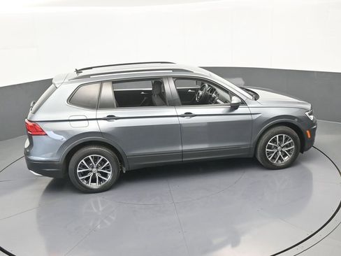 Used 2021 Volkswagen Tiguan S image 47