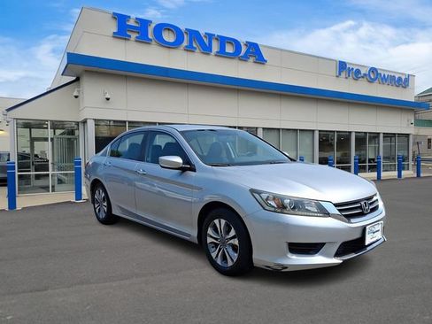Used 2014 Honda Accord LX image 3