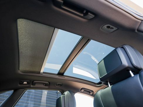 Certified 2026 Porsche Macan S image 29