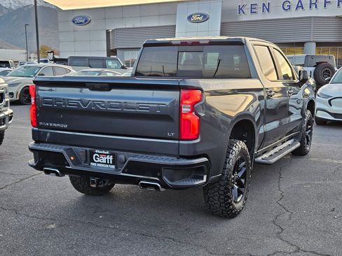 Used 2020 Chevrolet Silverado 1500 LT Trail Boss image 3