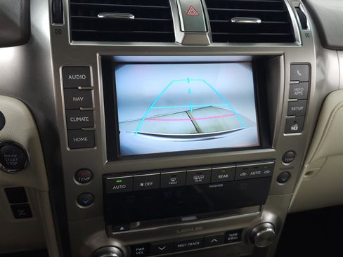 Used 2014 Lexus GX 460 w/ Premium Package AWD/4WD image 22