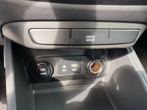 Used 2022 Hyundai Accent SE image 21