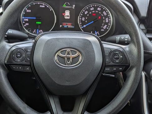 Used 2021 Toyota RAV4 LE AWD/4WD image 12