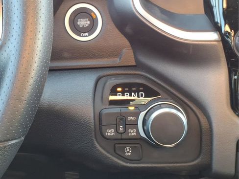 New 2026 RAM 1500 Express AWD/4WD image 23