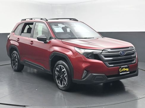 Used 2025 Subaru Forester Premium w/ Convenience Package #1 AWD/4WD image 3