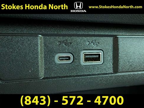 Used 2026 Chevrolet Colorado ZR2 w/ Technology Package AWD/4WD image 25