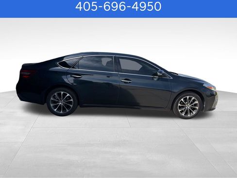 Used 2017 Toyota Avalon XLE FWD image 7