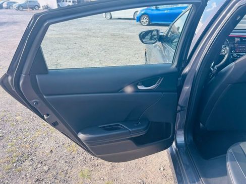 Used 2019 Honda Civic Sport image 27