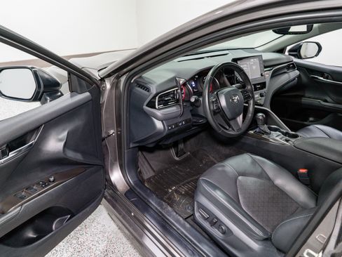 Used 2024 Toyota Camry XSE image 12