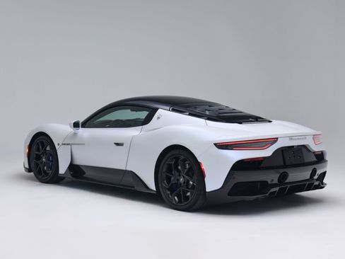 Used 2022 Maserati MC20 Coupe RWD image 5