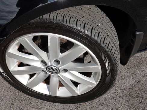 Used 2012 Volkswagen Jetta TDI FWD image 34