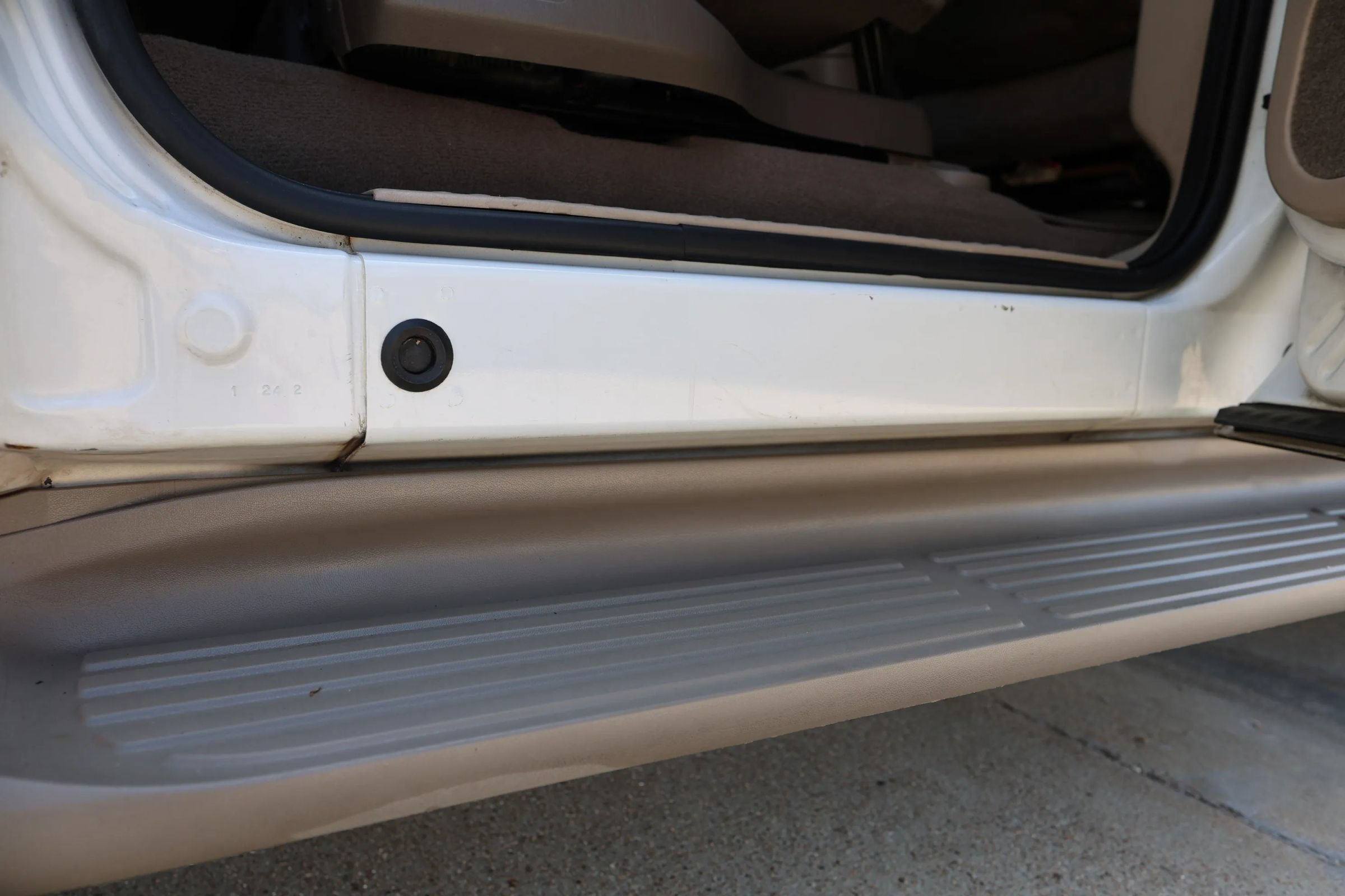 Used 2003 Ford Excursion Eddie Bauer RWD image 39