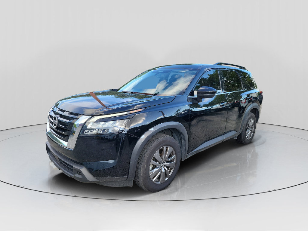 Used 2024 Nissan Pathfinder SV FWD image 3
